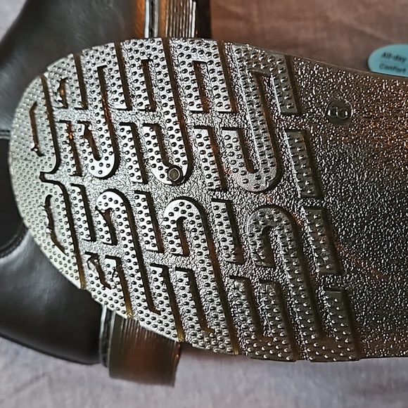 Ardene pull on boots - Picture 7 of 10